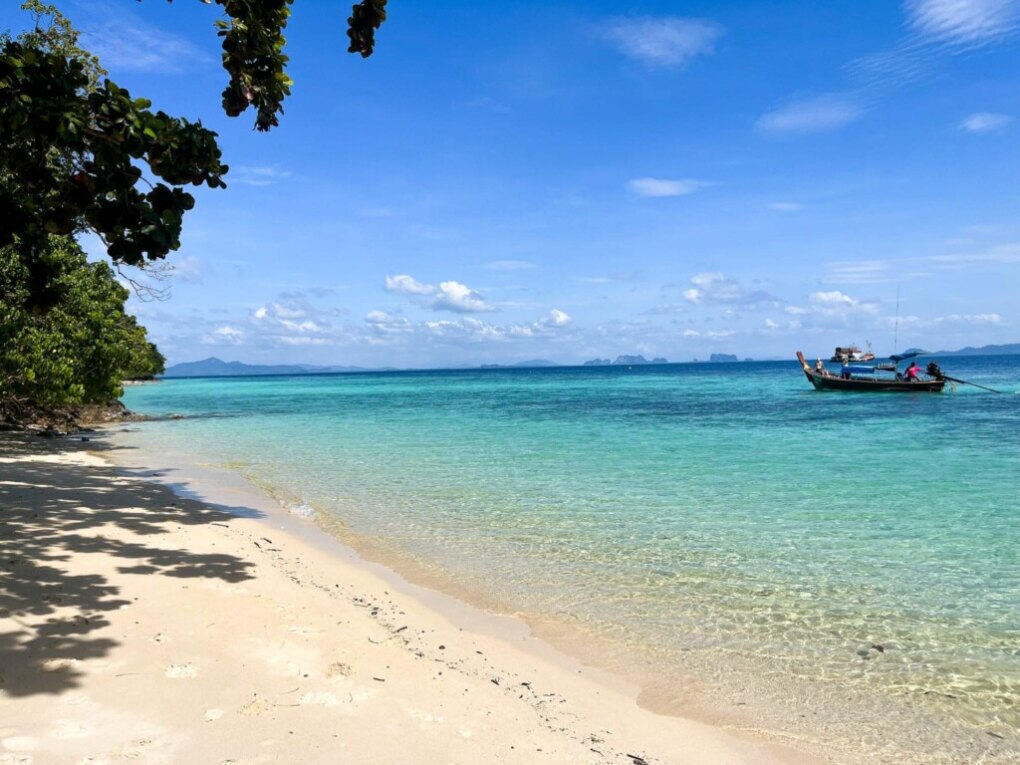 Beach Koh Kradan