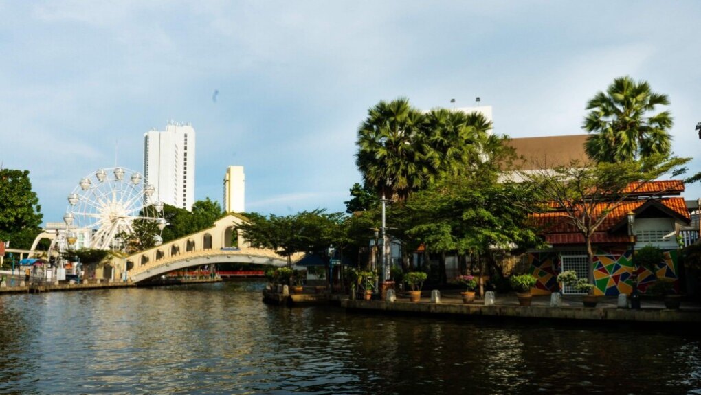 Boottour Melaka uitzicht