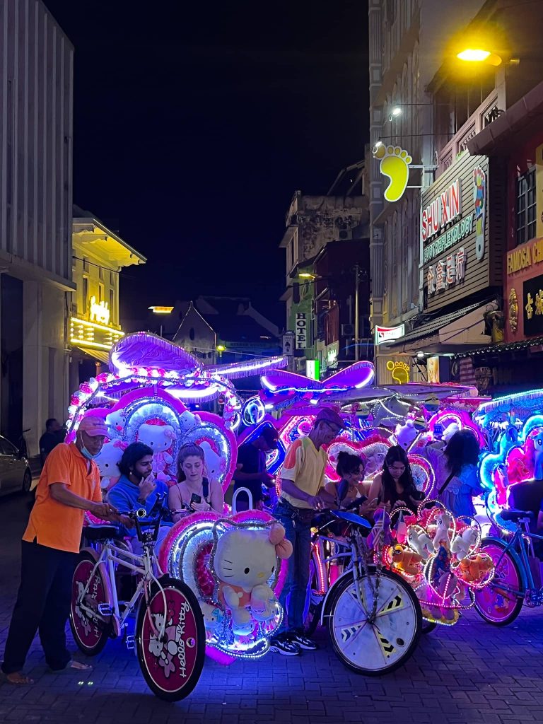 Kleurrijke taxi Melaka
