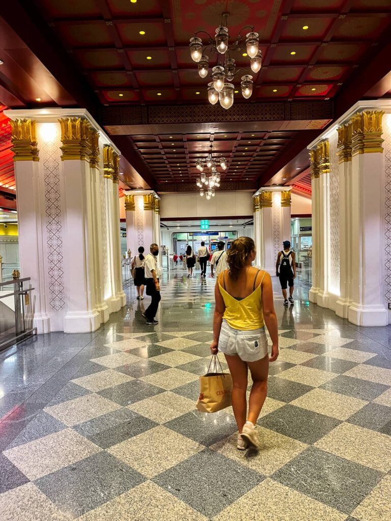 The 13 best destinations for solo traveling 5 Subway in Bangkok