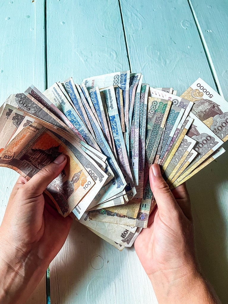 Van Koh Chang, Koh Mak of Koh Kood naar Cambodja 2 Geld Cambodja riel