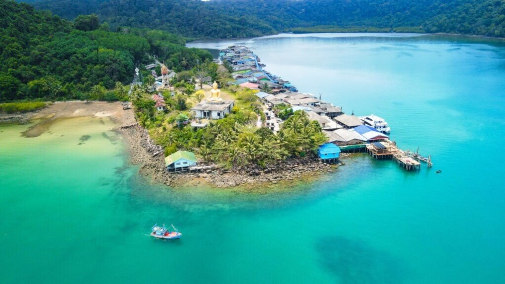 Wat te doen op Koh Kut: een paradijselijk eiland 2 Koh Kood vissersdorp