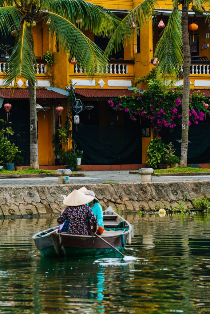 Vietnam travel itinerary 4 weeks 19 Boat Hoi An