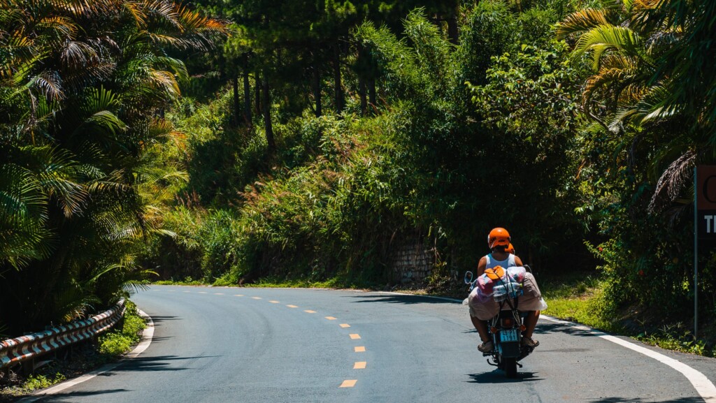 Vietnam travel itinerary 4 weeks 13 Easyrider motorcycle tour Central Highlands