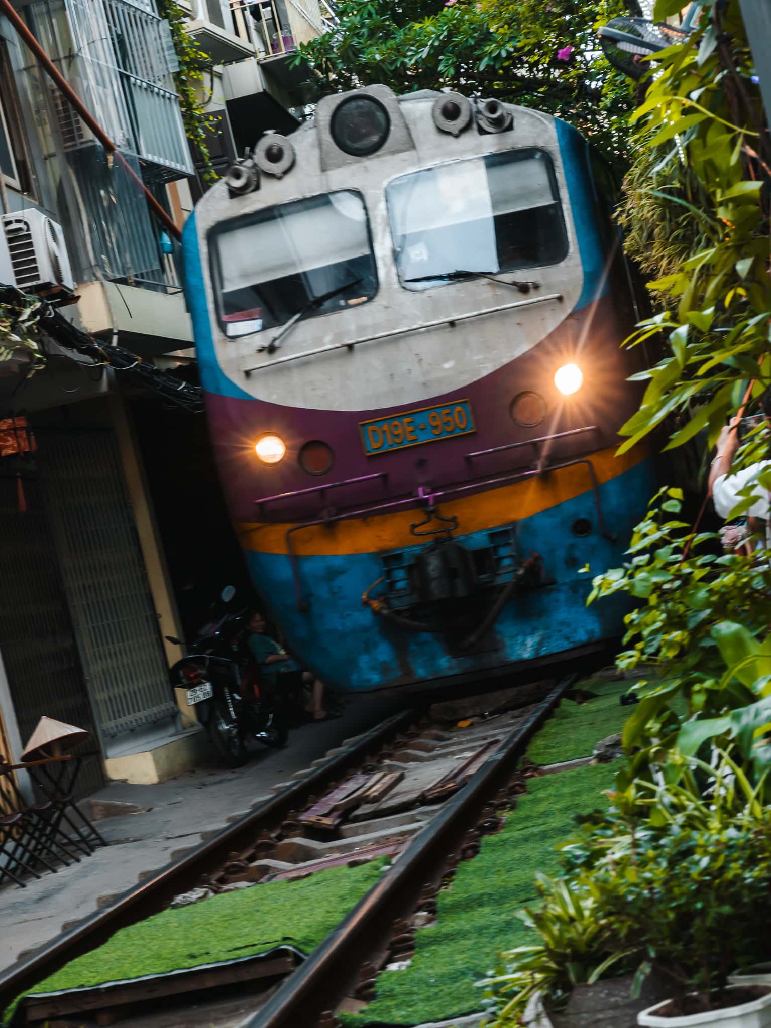 Vietnam travel itinerary 4 weeks 41 Trainstreet in Hanoi