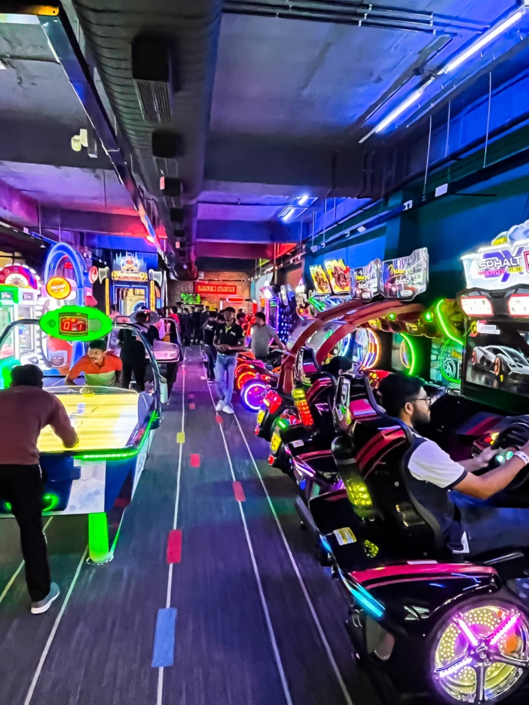 Wat te doen in Bangalore: een dag vol activiteiten 6 Bangalore arcade hall