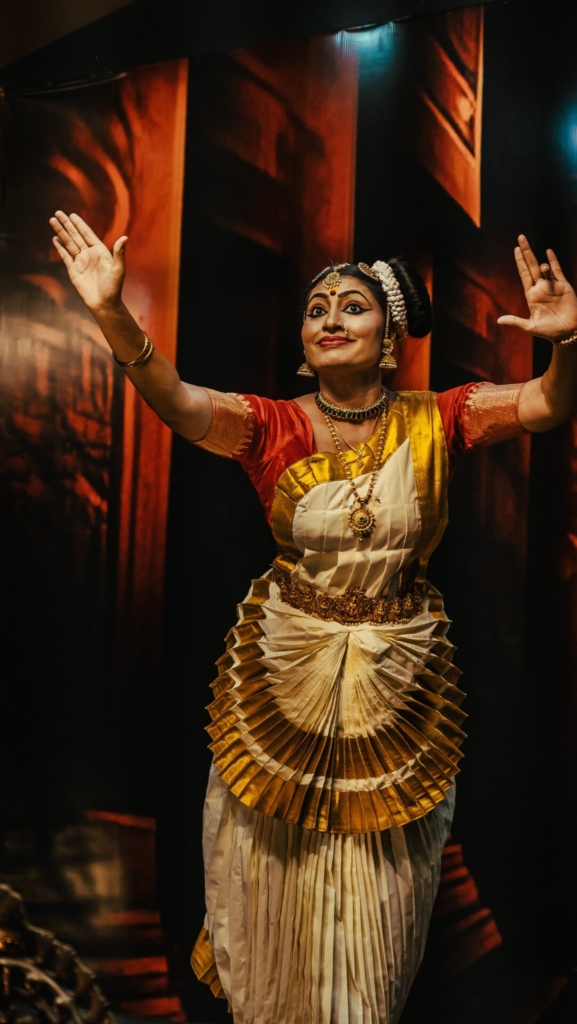 Thekkady Kathakali