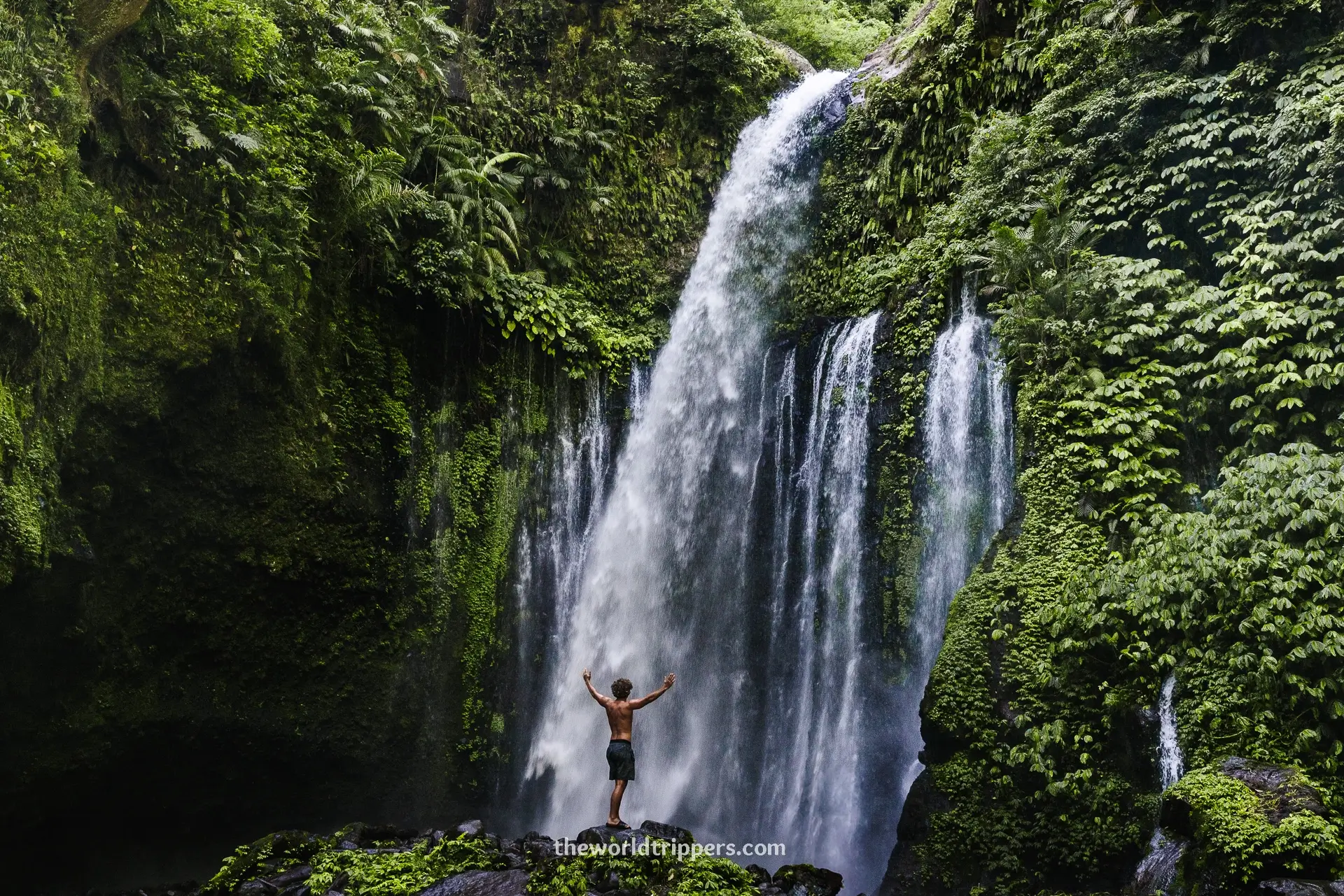Lombok loop: scooter in 4 of 5 dagen rond Lombok! 22 Tiu Kelep waterfall Lombok