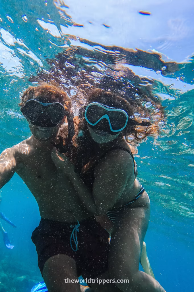 What to do in Dhigurah, The Maldives? 13 Together in the water