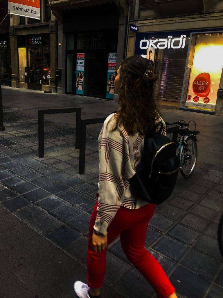 Noëlle lopend in Antwerpen