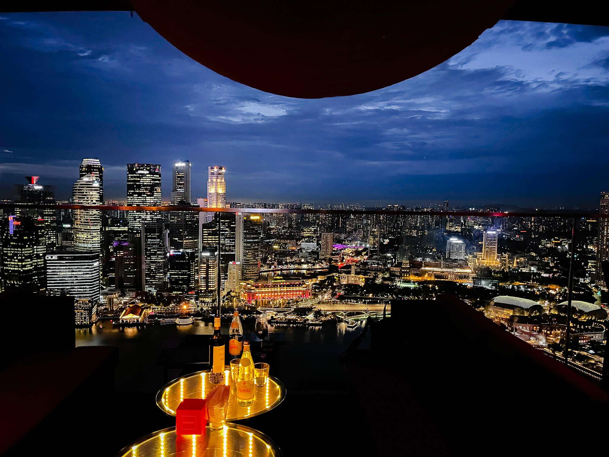 De 10 leukste dingen om te doen in Singapore 5 Singapore view Marina Bay Sands op de stad